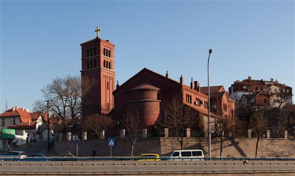 Churches in Qingdao blessing the city with eternal charm