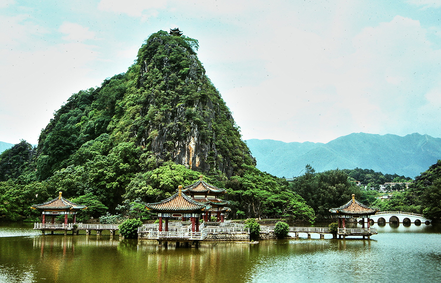 A railway that opened up southwest Guangdong