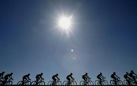 A pack of riders cycle during the third stage of the Tour of Spain cycling race between Cordoba and Almendralejo August 28 2006.