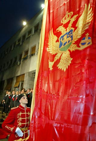 Montenegro declares independence