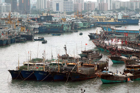 A sixth typhoon heading for S. China