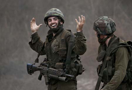 Israeli soldiers pullout