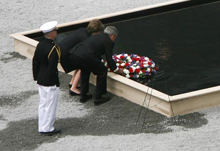 Bushes lay wreaths to mark 9/11