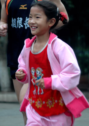 8-year-old girl to run 800 kilometers