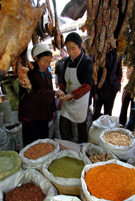 Residents prepare for Spring Festival