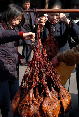 Residents prepare for Spring Festival