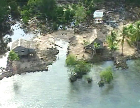 24 dead in Solomons tsunami, 5,400 homeless