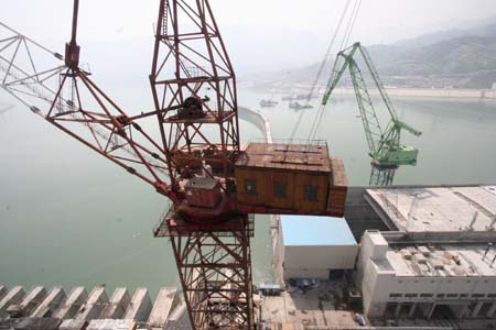 A tour to Three Gorges Dam