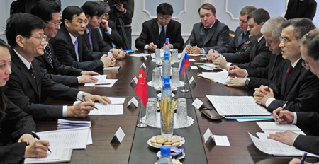 State Councilor attends SCO meetings in Moscow