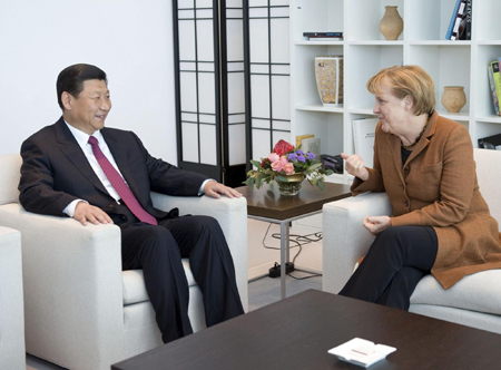 Xi holds talks with Merkel on China-Germany ties