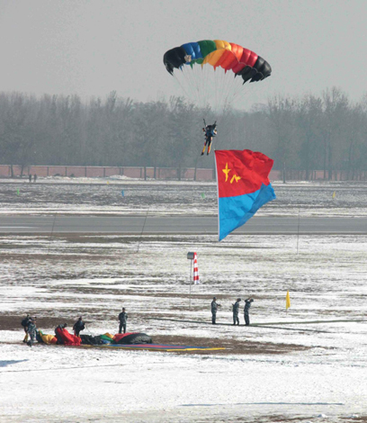 Rehearsal for air force's anniversary