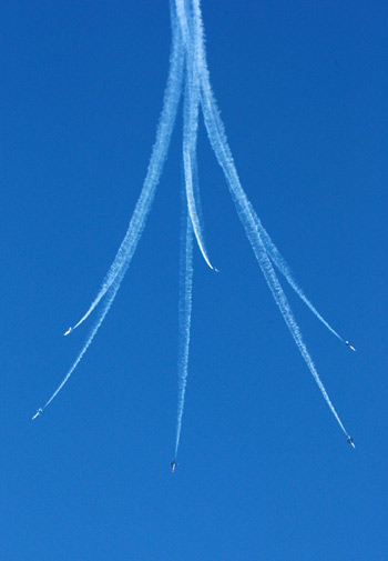 Air Force show staged to celebrate anniversary