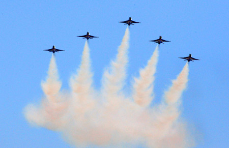 Air Force show staged to celebrate anniversary