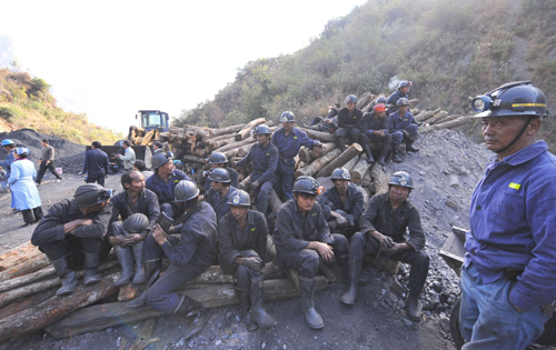 Five dead, six missing in mine accident