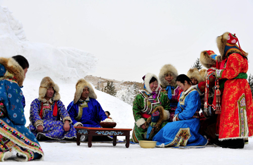 Ice, snow carnival opens in Ujimqin grassland