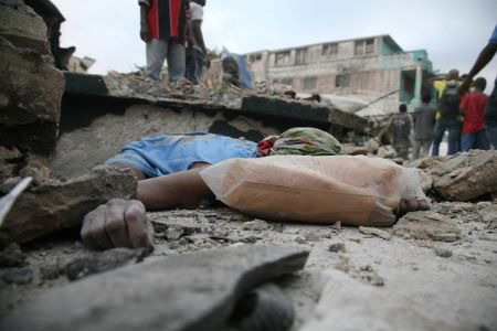 Quake-hit Haiti appealing for international help