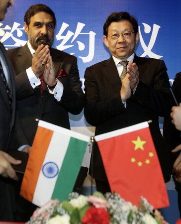 Commerce Ministers of China and India meet in Beijing