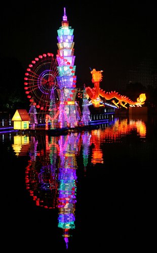 The lantern landscape shines in Nanjing