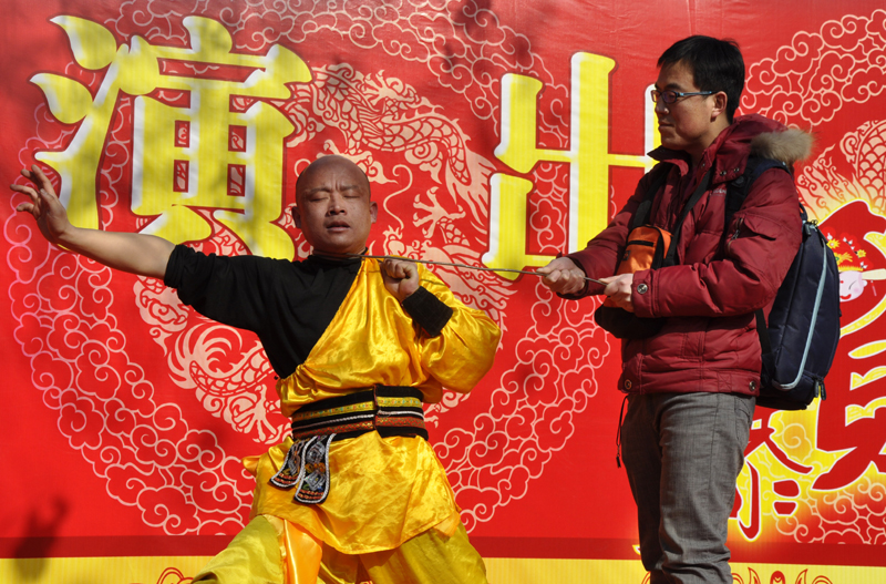 Spring festival coincides with Valentine's Day