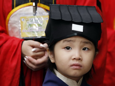 Taoists pray for HK prosperity