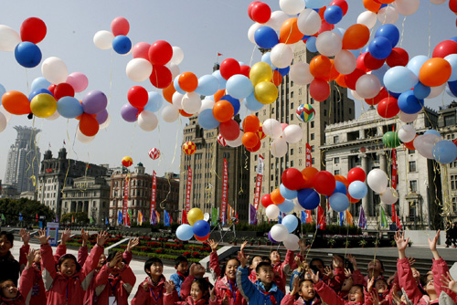 The Bund reopens ahead of Expo