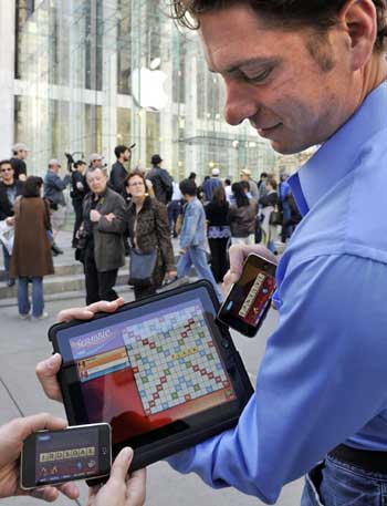 Apple's new iPad hits US stores