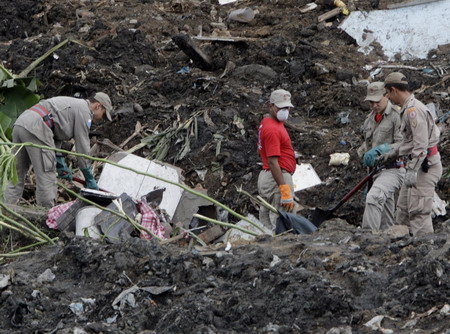 Slum disappears after mudslide near Rio