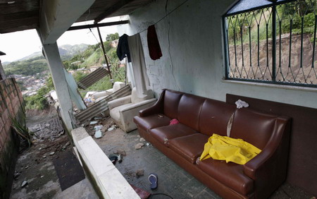 Slum disappears after mudslide near Rio