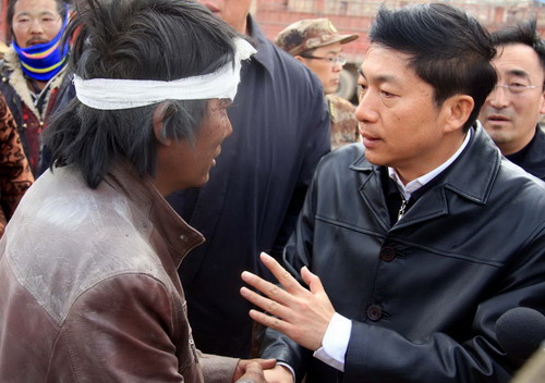 Vice Premier visits Yushu, relief and rescue underway