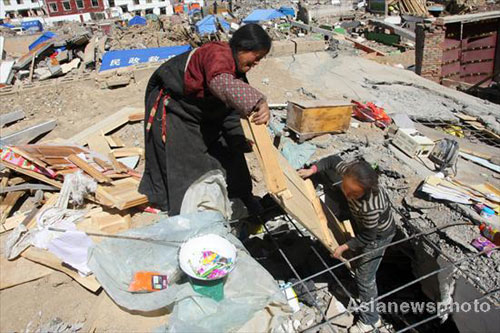 Life of earthquake survivors in Yushu