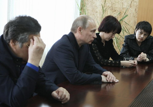 Putin visits victim of Raspadskaya mine explosion