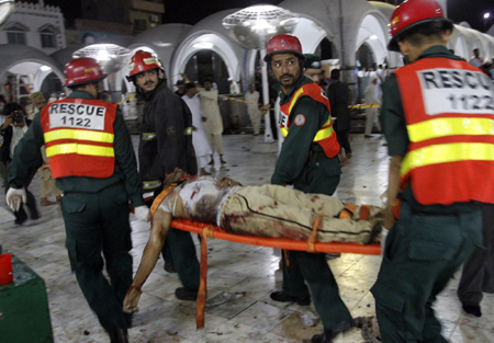 At least 41 killed in bomb blasts at Pakistan shrine