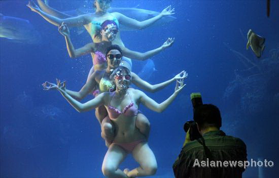 Water ballet performed in East China