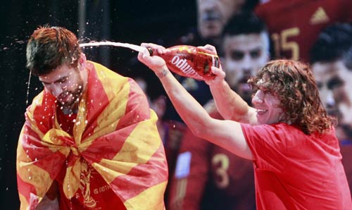 Spain World Cup fiesta goes wild