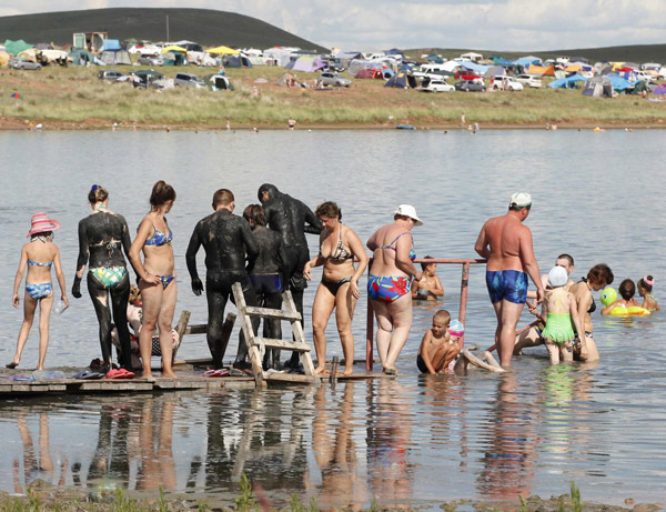 Mud bath in Russia