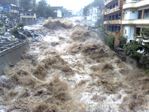 Deadly flooding to spread to southern Pakistan