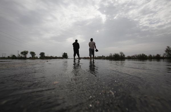 Flood-hit Pakistan struggles to cope