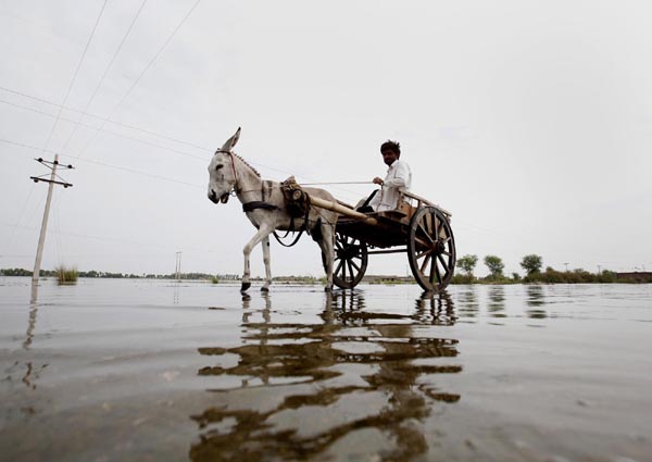 Flood-hit Pakistan struggles to cope