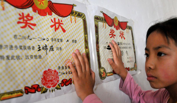 Eager to return to school in Zhouqu