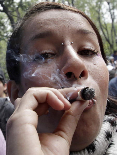 Youth rally in Mexico City for marijuana legalization