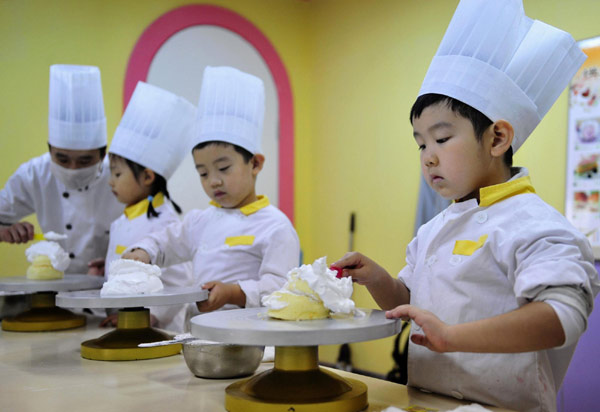 Children cooking class in NE. China