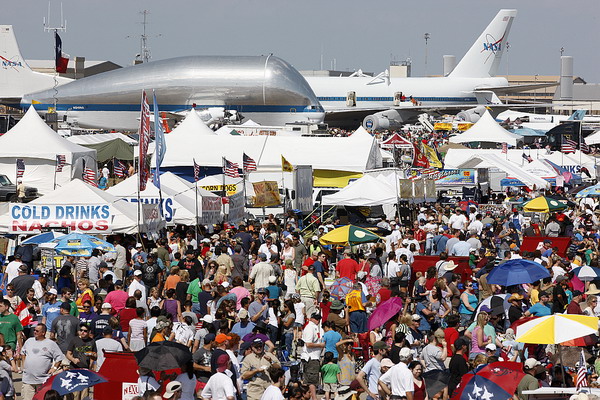 Air show takes flight in Houston