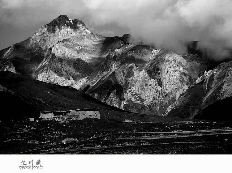 Jambhala: Tibet Buddhism influences photography