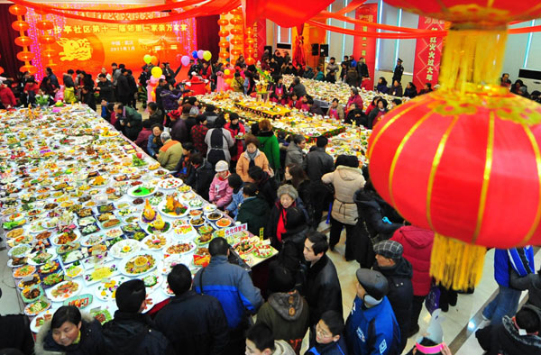 8,000 dishes for a grand family feast