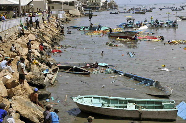 Tsunami causes floods in S America