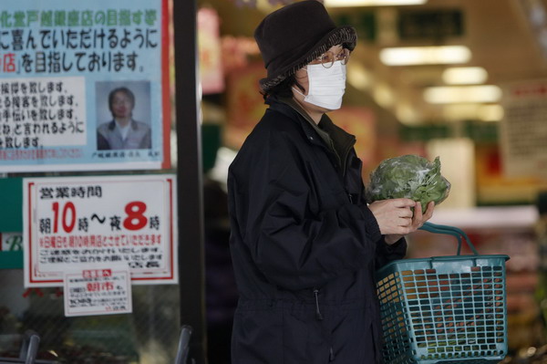 Panic on seafood,tap water safety plagues Japan