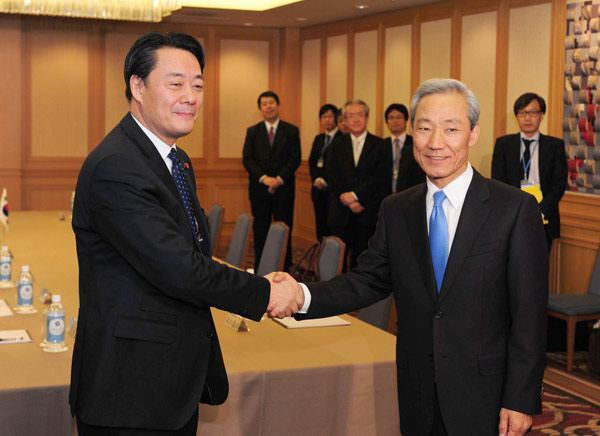 China, Japan, ROK hold Trade Ministers' Meeting