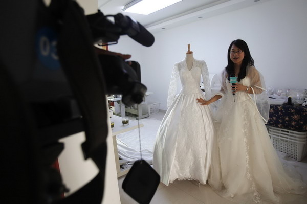 Copycat royal wedding gown a hit