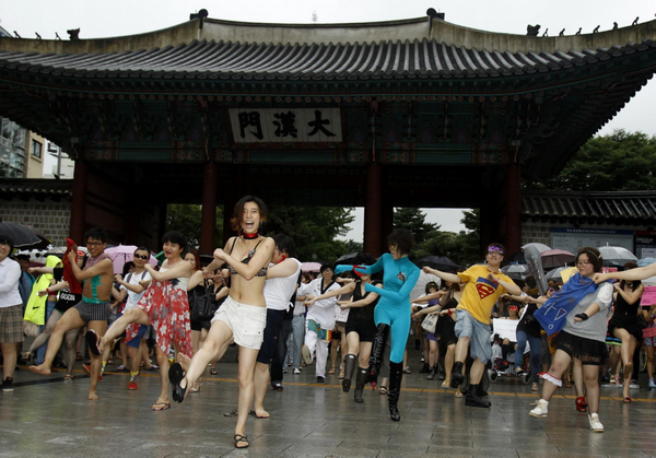 'SlutWalk' marches in Seoul