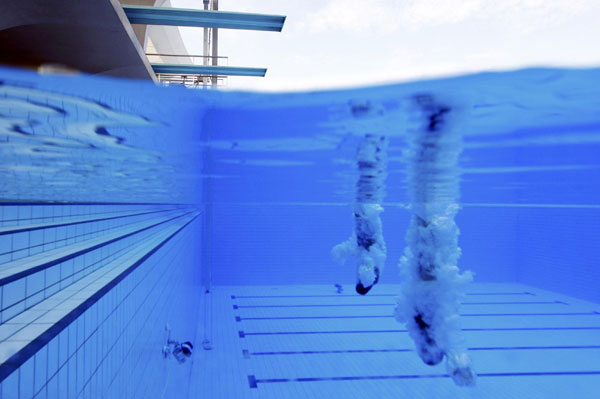 Divers compete in Shanghai